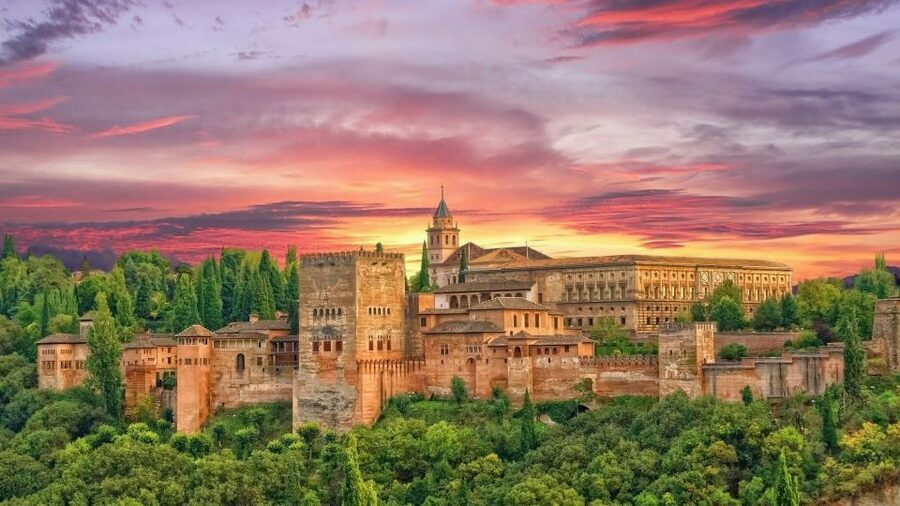 Granada Alhambra and Generalife Gardens Experience Tour - Key points before you book