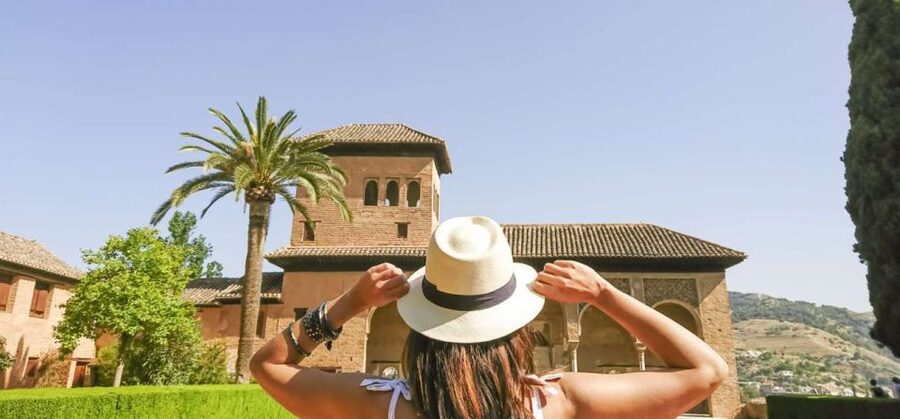 Granada Alhambra and Generalife Gardens Experience Tour - Value at $41 per person