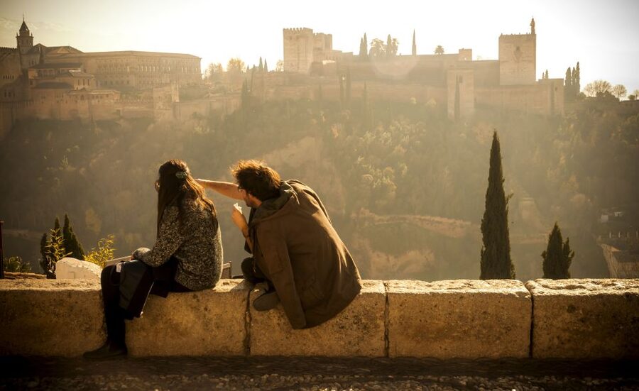 Granada: Alhambra, Cathedral, Royal Chapel and Albayzin tour - Key points to know before booking