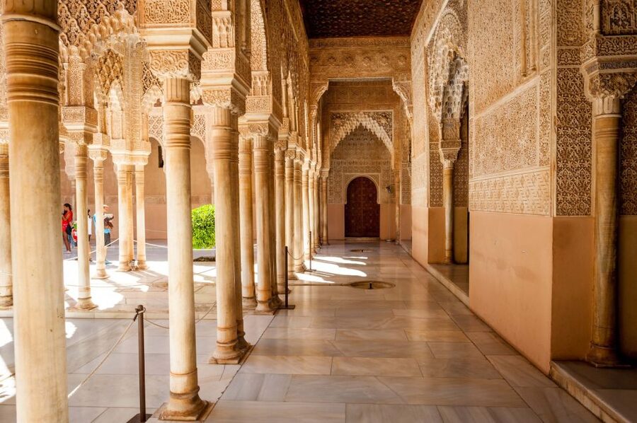 Granada: Alhambra Entry Ticket with Audio Guide - Who should choose this experience?