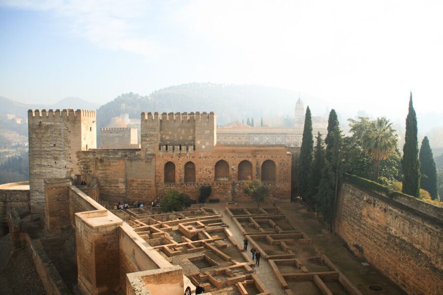 Granada: Alhambra Full Complex & Andalusi Monuments Tickets - Start with the Alhambra and protect your Nasrid time