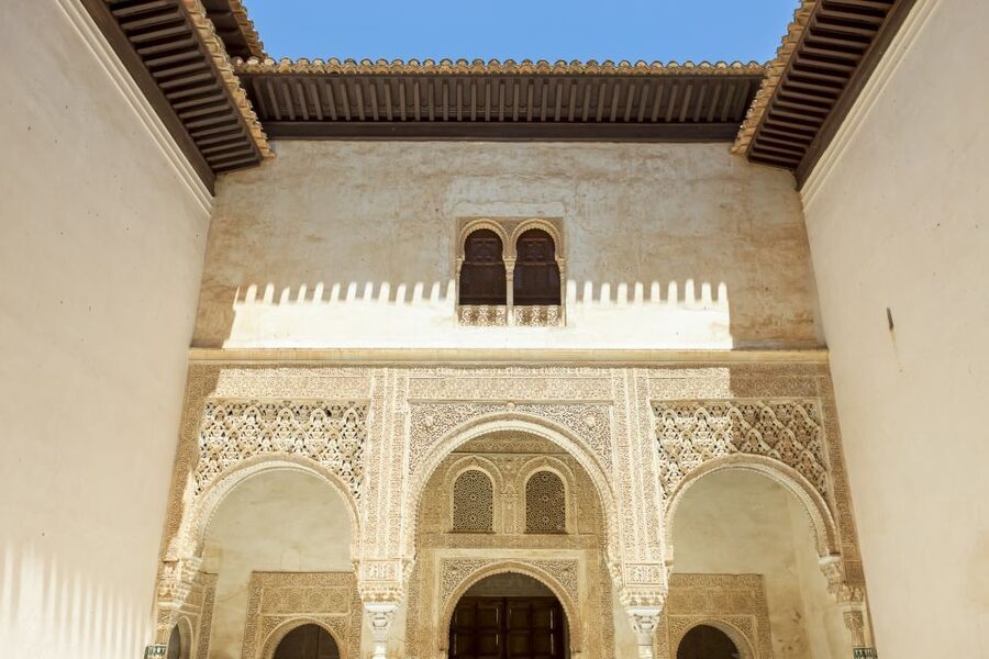 Granada: Alhambra, Nasrid, and Generalife Private Tour - Key points to know before booking