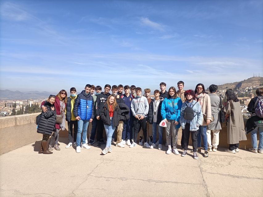 Granada: Alhambra, Nasrid Palaces, & Generalife Guided Tour - Evening visits and practical conditions