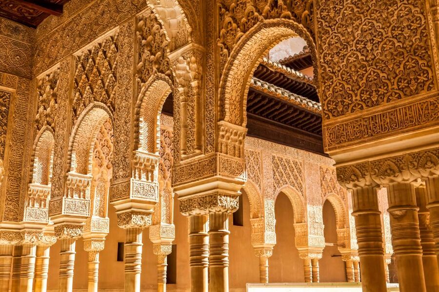 Granada: Alhambra & Nasrid Palaces Tour with Tickets - Who Should Book This Alhambra Tour?