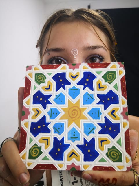 Granada: "Alhambra´s Craft Workshop" - At a Glance