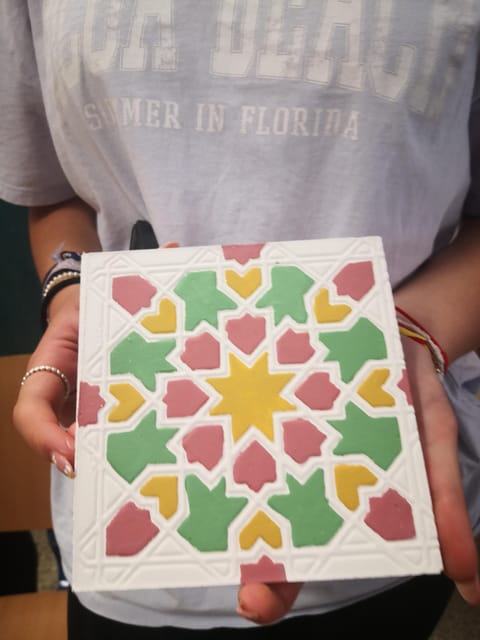 Granada: "Alhambra´s Craft Workshop" - Who Will Enjoy This Workshop Most?