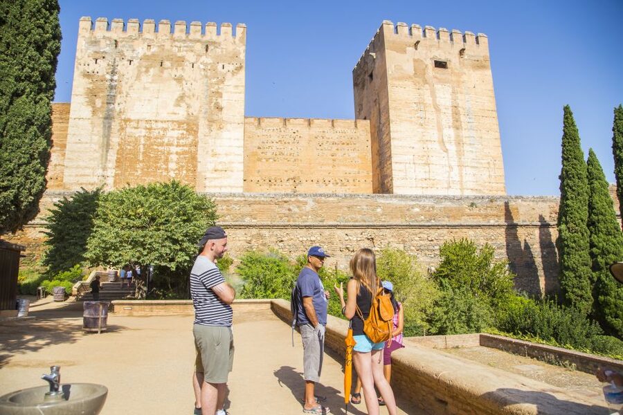 Granada: Combo Alhambra, Albaicín, and Sacromonte Tour - Charles V Palace: A different face of the Alhambra