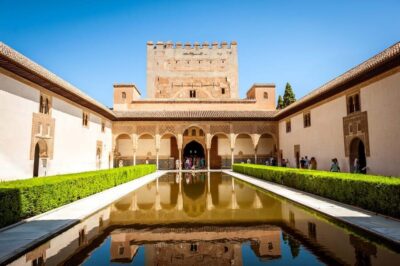 Granada: E-Bike Tour and Fast-Track Alhambra Ticket