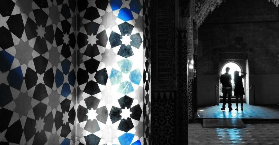 Granada: Fast-Track Alhambra & Nasrid Palaces Guided Tour - The Alcazaba gives the complex its defensive side