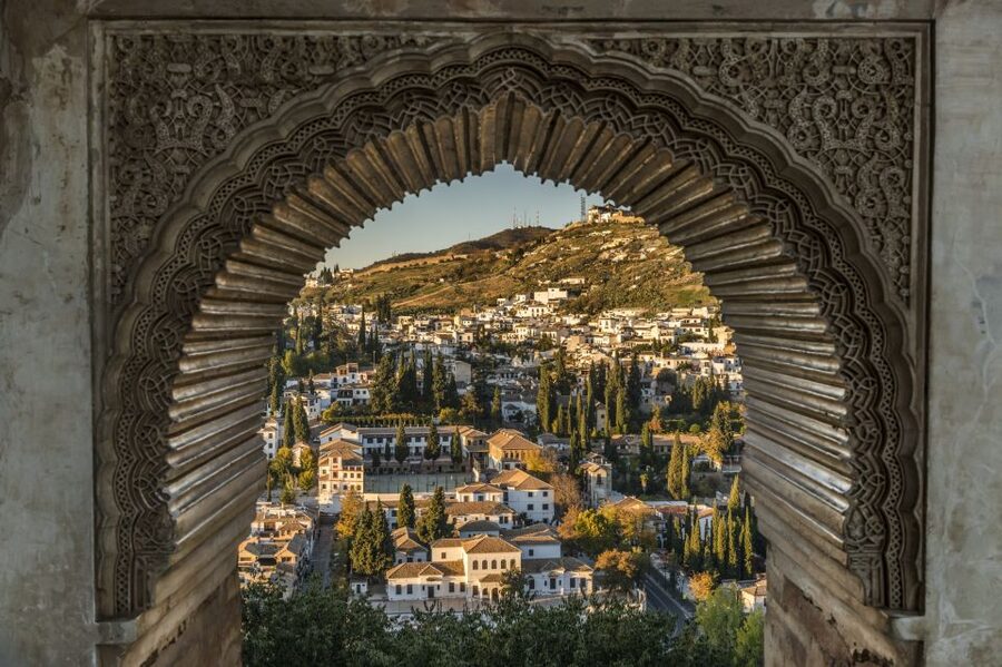 Granada Full Day: Alhambra General, Albayzin and Sacromonte - Key points at a glance