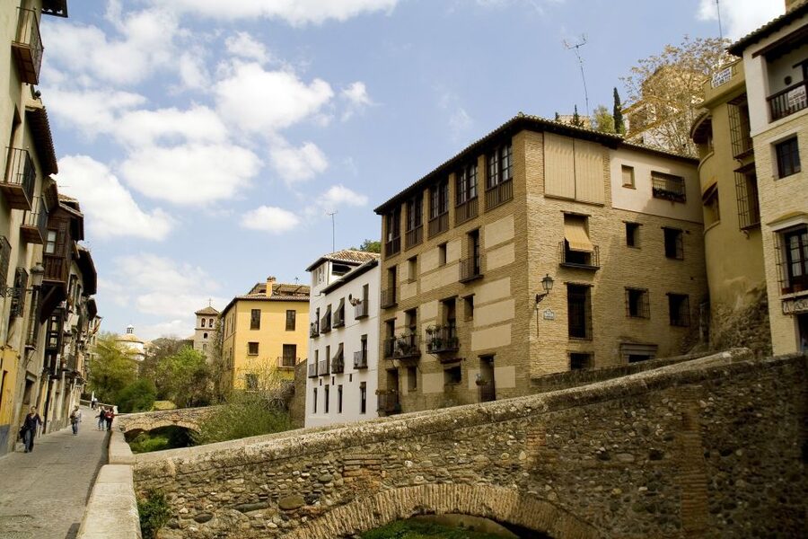 Granada Full Day: Alhambra General, Albayzin and Sacromonte - A two-hour break between major sights