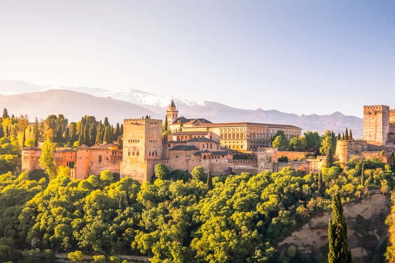 Granada: Gardens of the Alhambra and Generalife Regular Tour - The old Muslim medina and the Franciscan convent