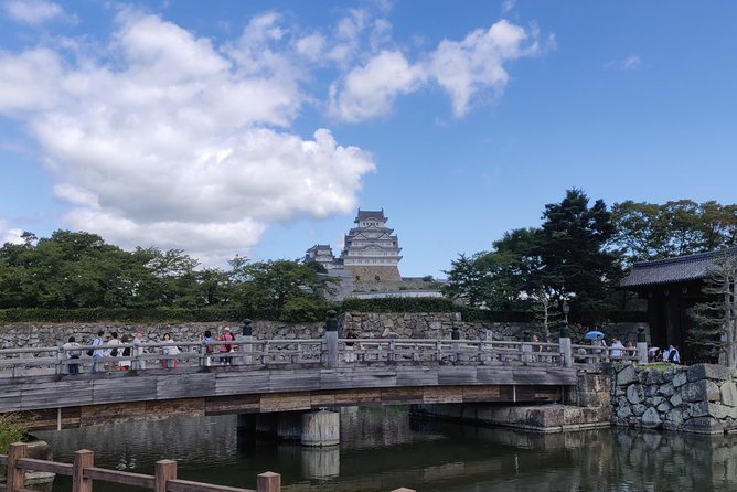 Half-day Himeji Castle Town Bike Tour with Lunch - Inside Himeji Castle, Allow 90 Minutes