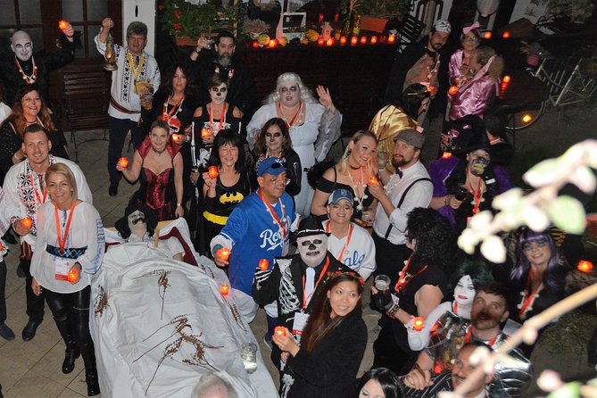 Halloween tour with 2 Halloween parties one at Bran Castle - Who should book this experience