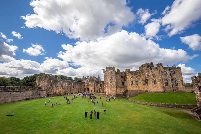 Harry Potter's Alnwick Castle and Scottish Borders Day Trip - Practical details that affect your decision