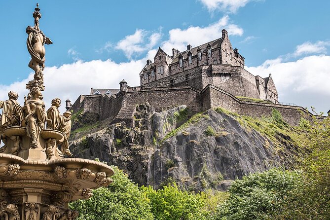 Harry Potter Tour & Edinburgh Castle Visit - Starting at Tron Kirk on Edinburgh’s Royal Mile