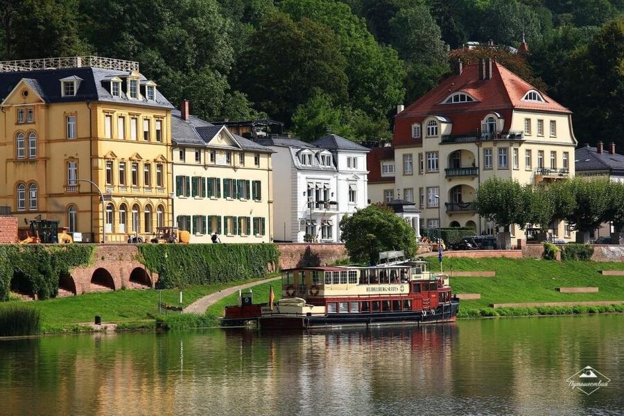 Heidelberg Castle Tour: Residence of the Electors - Bushel Terrace and the Rhine plain