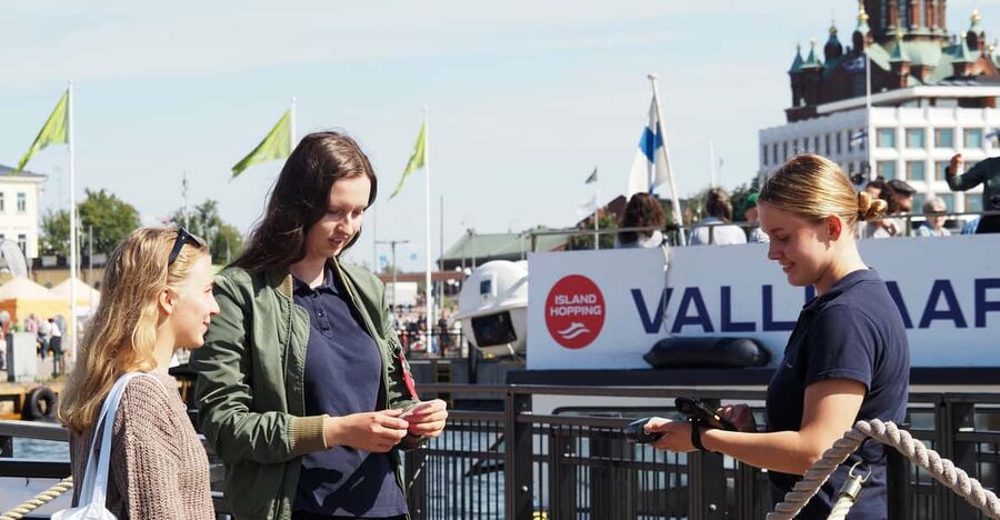 Helsinki: Vallisaari Fortress Island Ferry Ticket - Cafés, snacks, and a slower afternoon