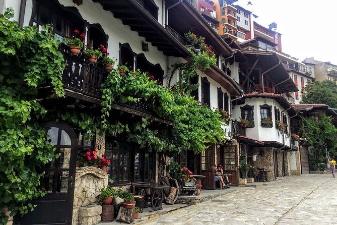Hike Bulgaria Love Swing, Veliko Tarnovo and Tarevet Fortress - Crossing the Danube by the Friendship Bridge