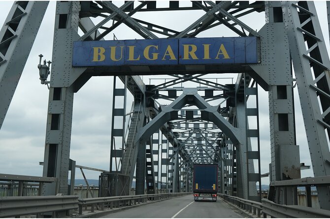 Hike Bulgaria Love Swing, Veliko Tarnovo and Tarevet Fortress - What the private vehicle adds