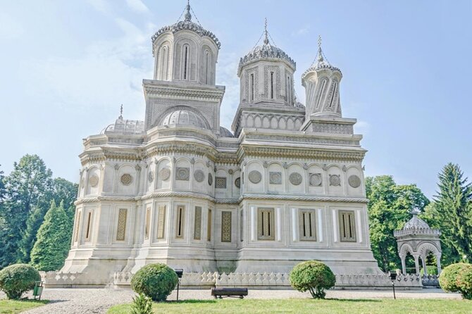 Hiking to the Poenari Fortress and Princely Court of Târgoviște - Should you book it?
