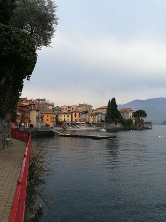 HIKING TOUR: VARENNA, Castle of VEZIO Villa MONASTERO, FIUMELATTE - Why this Varenna hike is different
