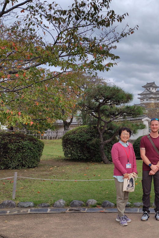 Himeji: Express Guided Tour of Himeji Castle in 90 Minutes - The White Heron Exterior and Your Photo