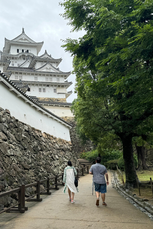 Himeji: Guided Tour of Himeji Castle & Cozy Engyoji Temple - Why pair Himeji Castle with Mount Shosha?