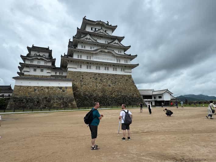 Himeji: Himeji Castle & Kokoen Garden 3.5-Hour Guided Tour - Why Himeji Castle is worth the trip