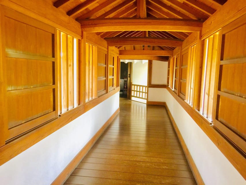 Himeji: Private Guide Tour of the Castle from Osaka or Kyoto - What the Wanoyagura stop adds