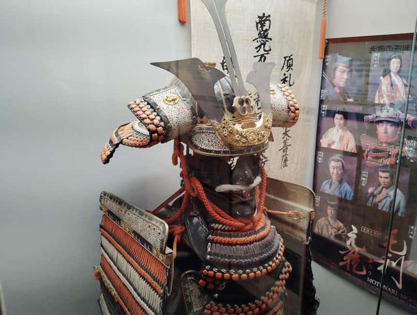 Hiroshima Castle 1h guide tour - Inside the reconstructed tower