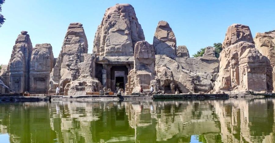 Historical Tour, Kangra fort &Rock cut temple from Dharmasla - Key points to know before booking