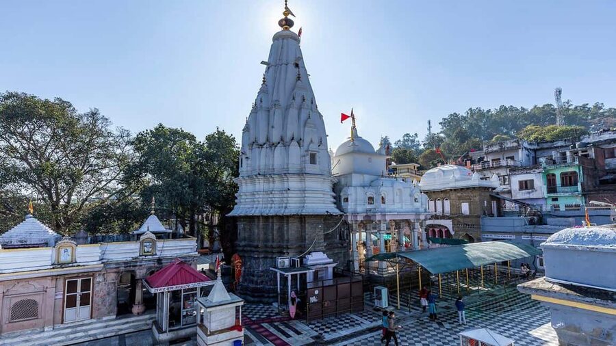 Historical Tour, Kangra fort &Rock cut temple from Dharmasla - Kangra market and the small local details