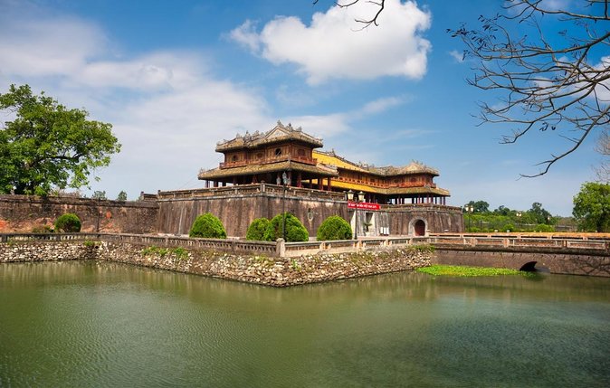 Hue City and The Citadel via Hai Van Pass Daily Small Group Tour - Key points to know before booking