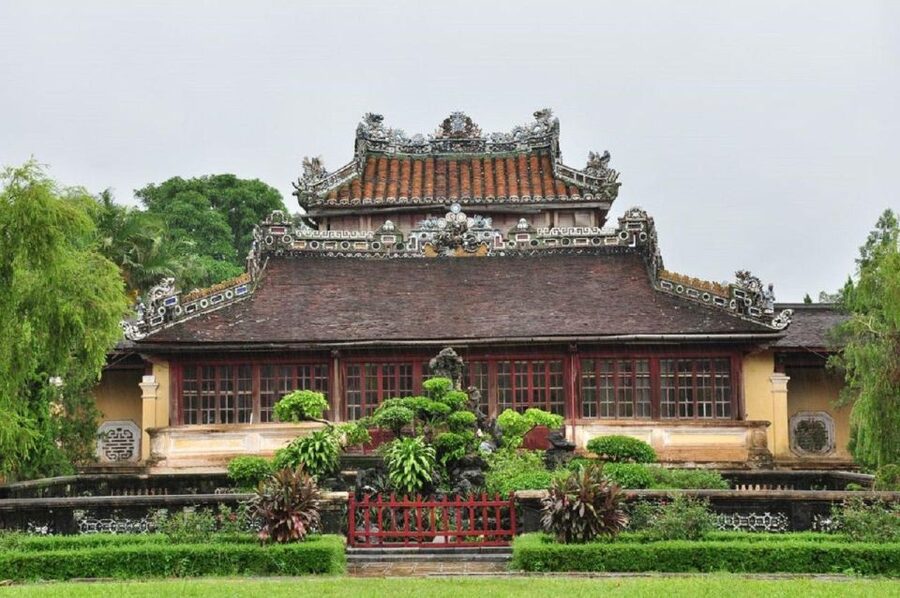 Hue Customizable Tour with Imperial Citadel & Forbidden City - The Nine Dynastic Urns and Nguyen ancestors