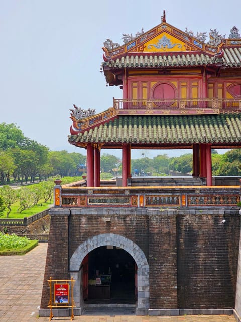 Hue Imperial City Walking Tour: Citadel & Forbidden City - Duyet Thi Duong Royal Theater and the final stops