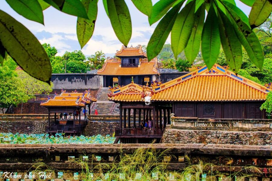 Hue Sightseeings Royal Tombs , Citadel with Private Driver - Who should book this Hue tour?
