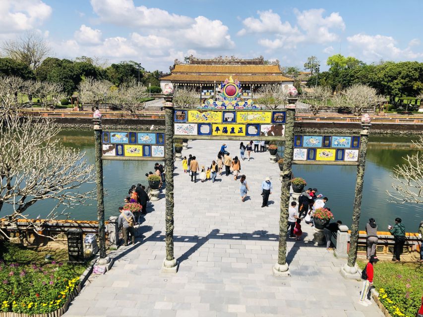 Hue Sightseeings Royal Tombs , Citadel with Private Driver - Timing, comfort, and accessibility