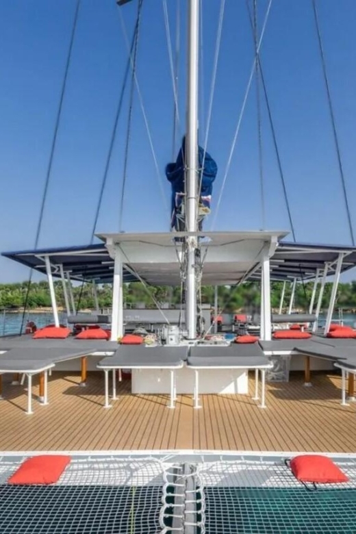 Hyères : Catamaran Dinner Cruise at Fort of Brégançon - Paddleboards, swimming, and water toys