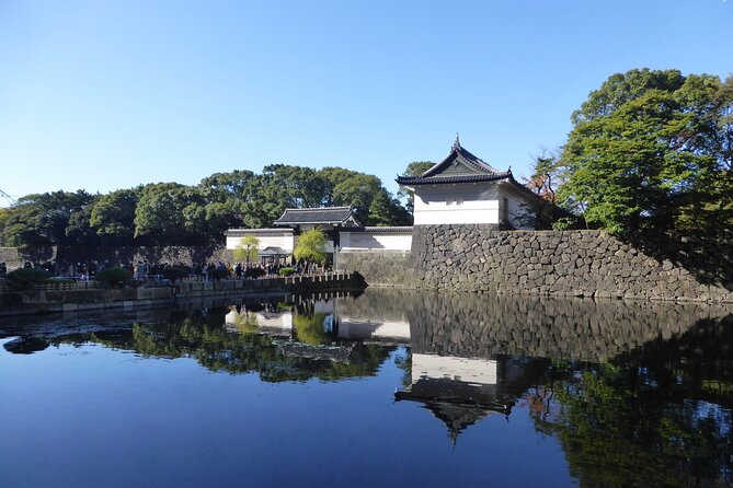 Imperial Palace East Garden and Edo Castle Walking Tour in Tokyo - Key points to know before you go