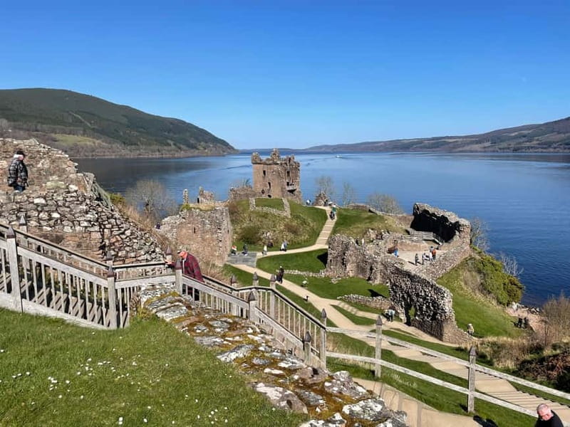 Invergordon: Loch Ness and Castles Shore Excursion - Cawdor Castle and its Macbeth connection