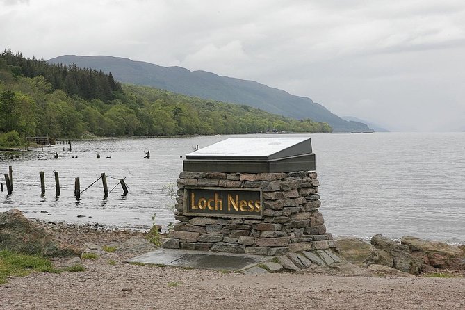 INVERGORDON PORT Tour of Culloden, Cairns & Cawdor Castle - Clava Cairns and the pull of ancient stones