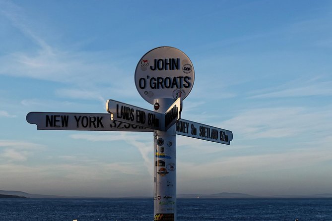 Inverness: John O'Groats, Dunrobin Castle & the Far North - Golspie and the road to Dunrobin