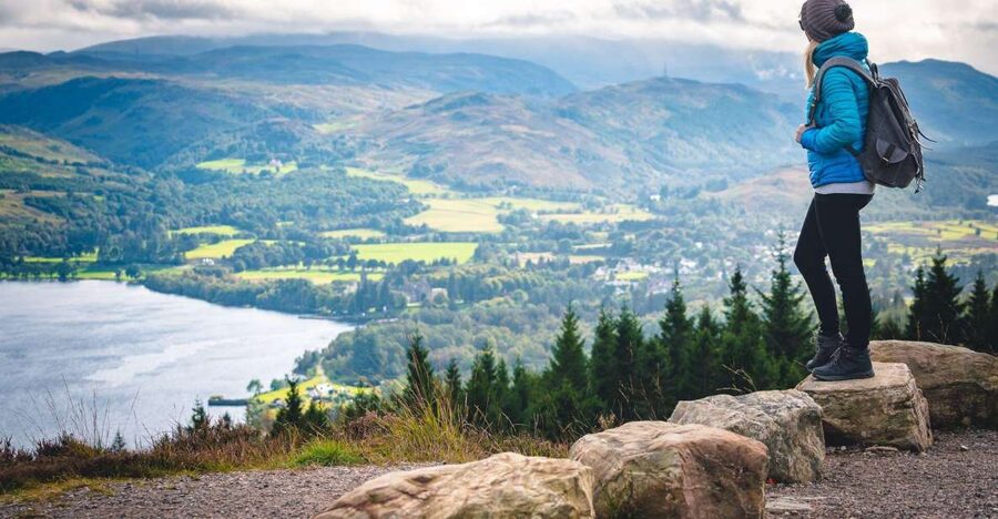 Inverness: Loch Ness Cruise, Castle, and Outlander Tour - A full Highland day without a rental car