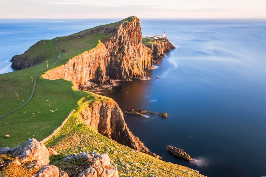 Inverness: Loch Ness, Skye, & Eilean Donan Castle Tour - Loch Ness and Invermoriston set the tone