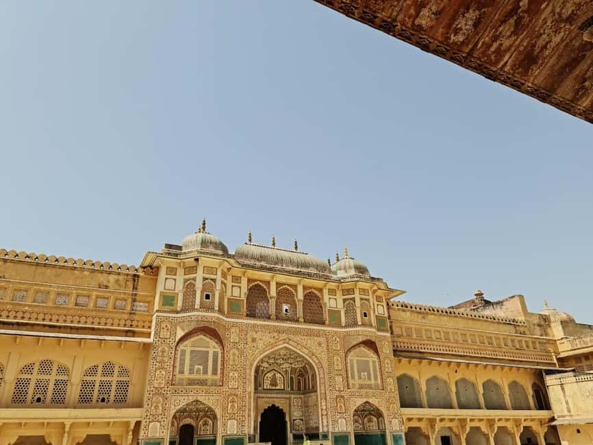 Jaipur: Amber Fort Guided Tour and Entry Ticket - Diwan-i-Khas and the more private palace