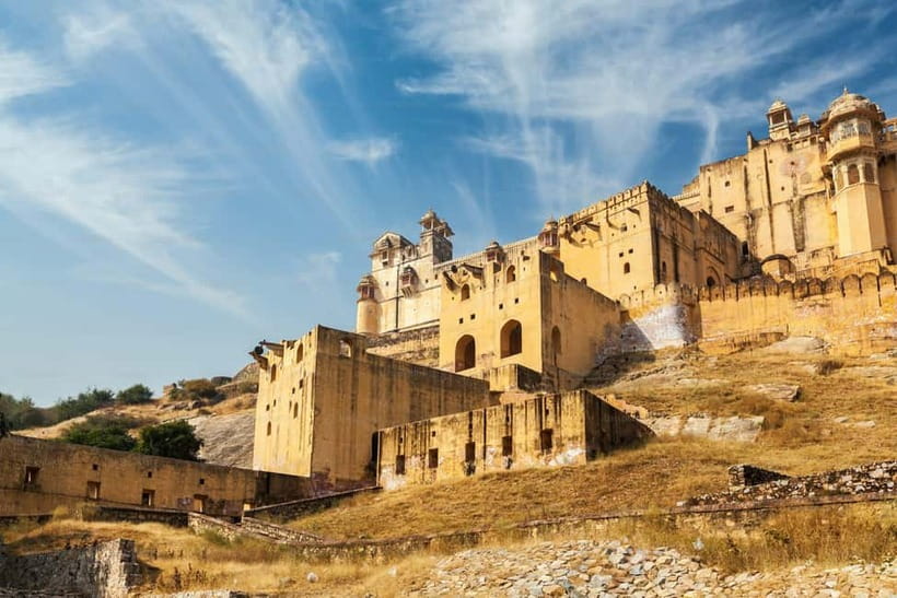 Jaipur: Explore Amber, Jaigarh & Nahargarh Fort with Sunset - Royal Gaitor, a quiet opening stop