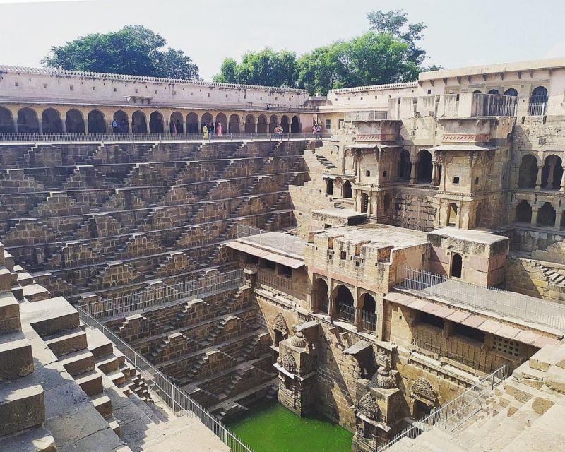 Jaipur: Haunted Bhangarh Fort and Abhaneri Stepwell Day Trip - The guide and driver make the difference