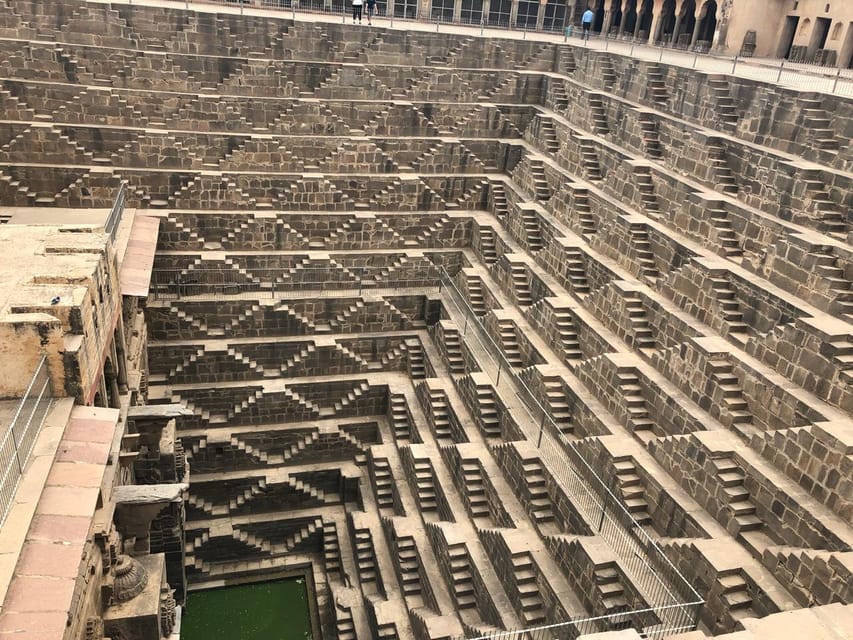 Jaipur: Same-Day Bhangarh Fort & Chand Baori Stepwell Tour - The two-hour road from Jaipur