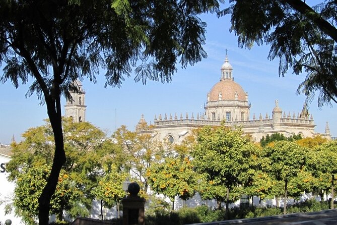 Jerez Historic Guided Tour and Alcazar - Alameda Vieja and the green edge of the Alcazar